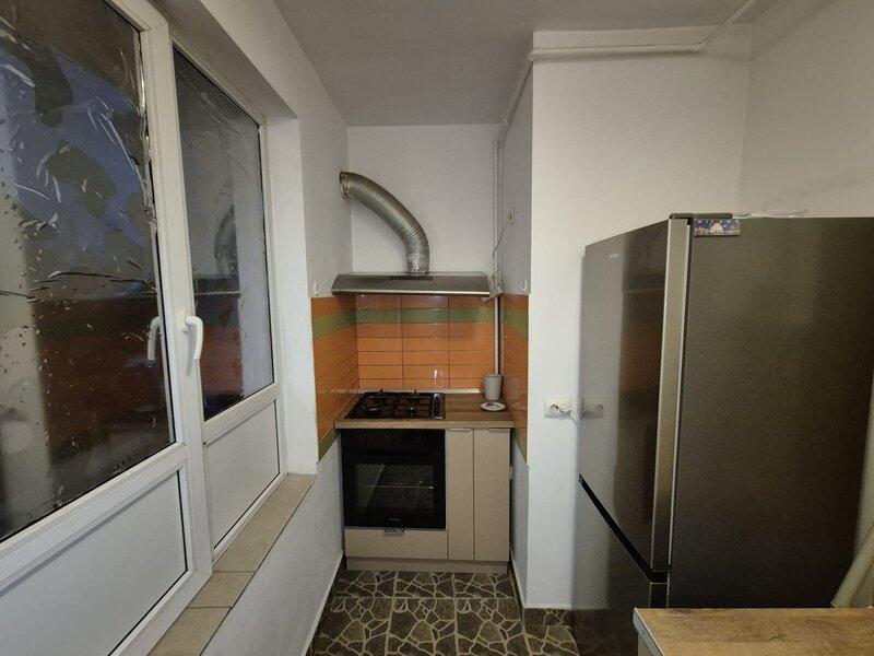 Floreasca, proprietar inchiriez apartament cu 2 camere.